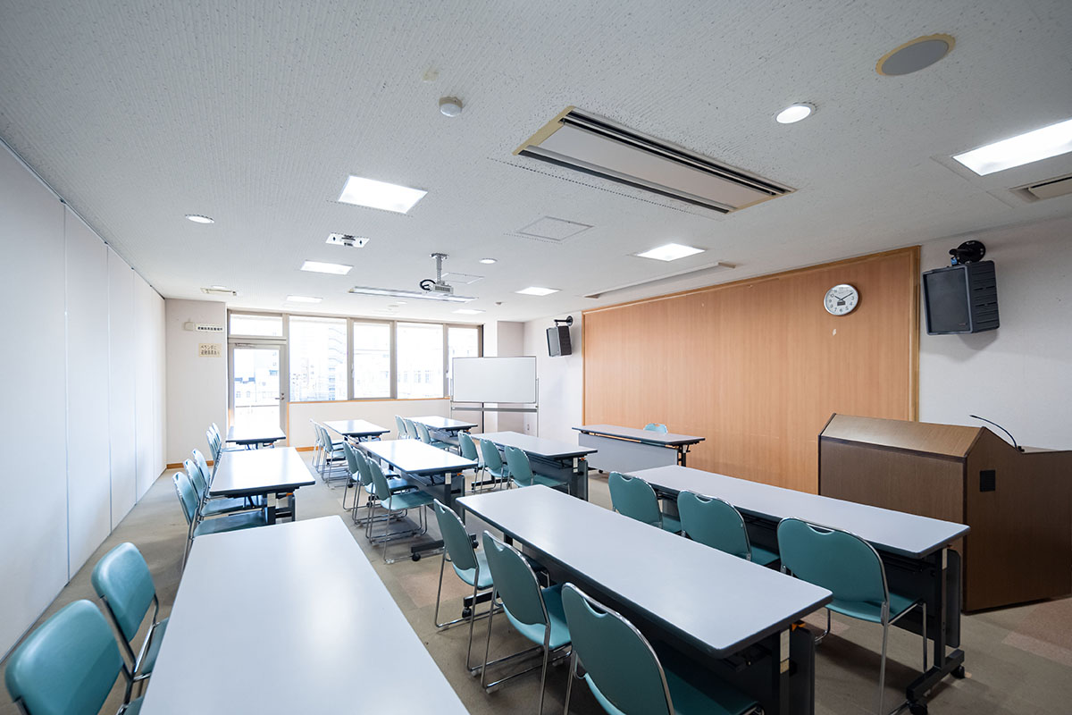 視聴覚室A (4F)